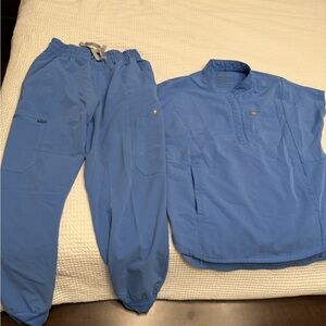 FIGS Ceil Blue Scrub Set